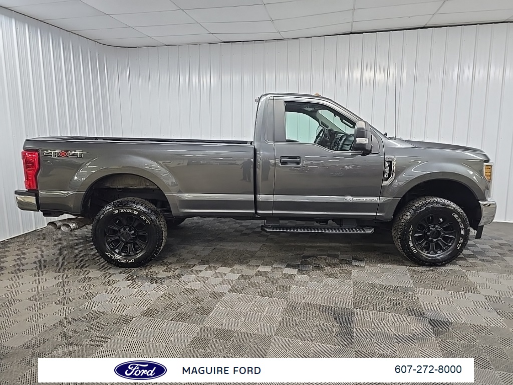 2019 Ford F-350 XLT photo 2