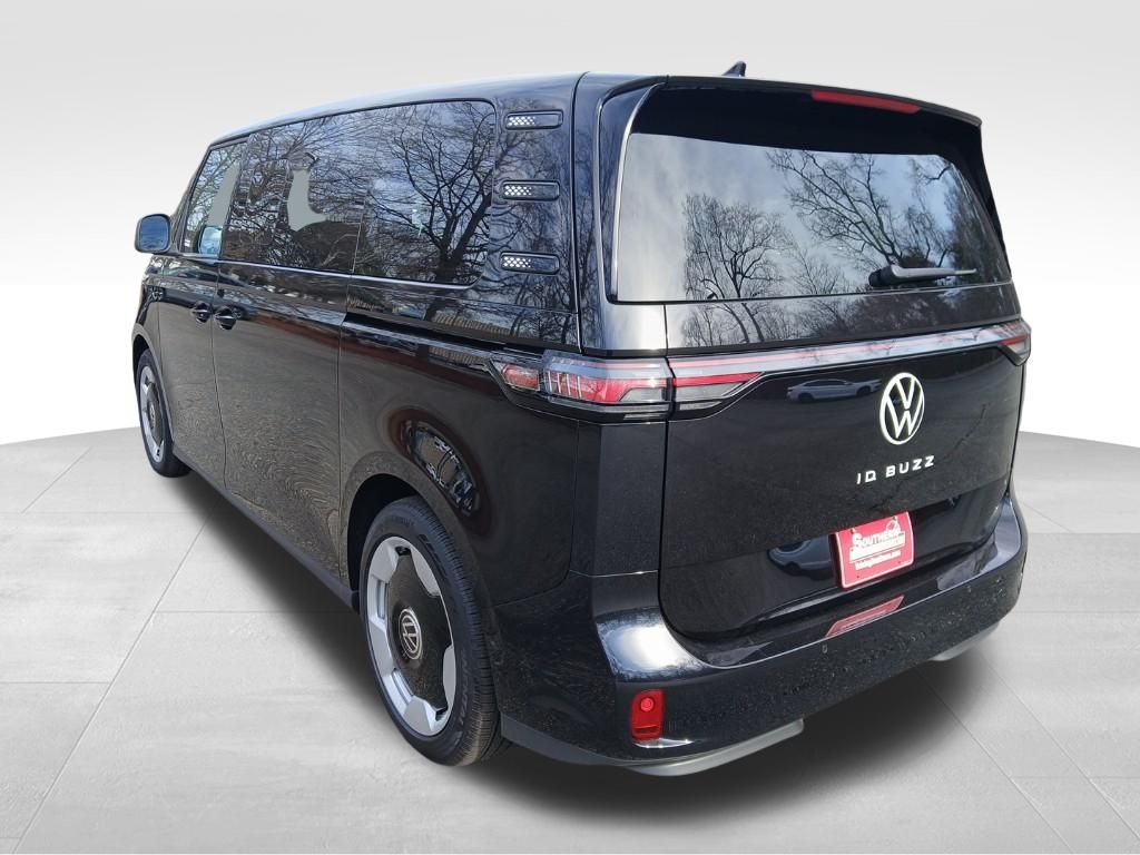 2025 Volkswagen ID. Buzz Pro S photo 3