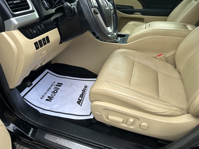 2015 Toyota Highlander Limited photo 5