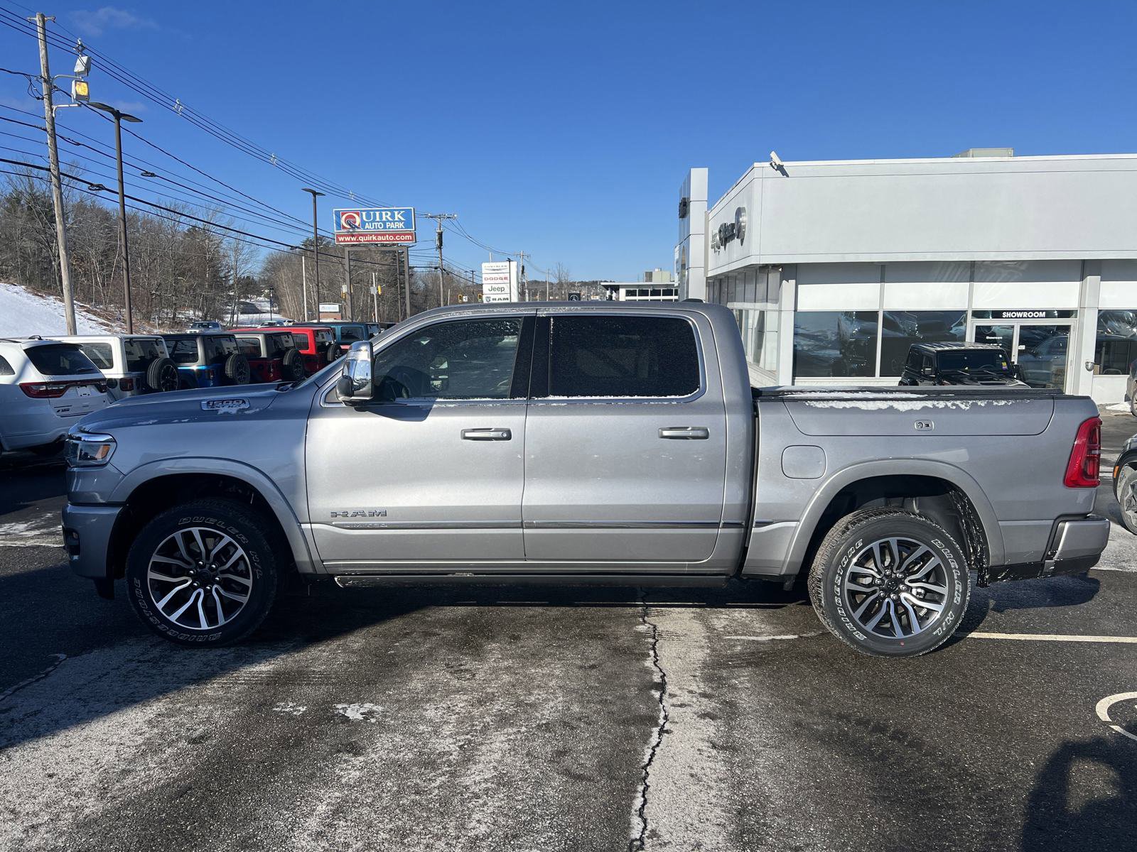 2025 Ram 1500 Limited photo 3