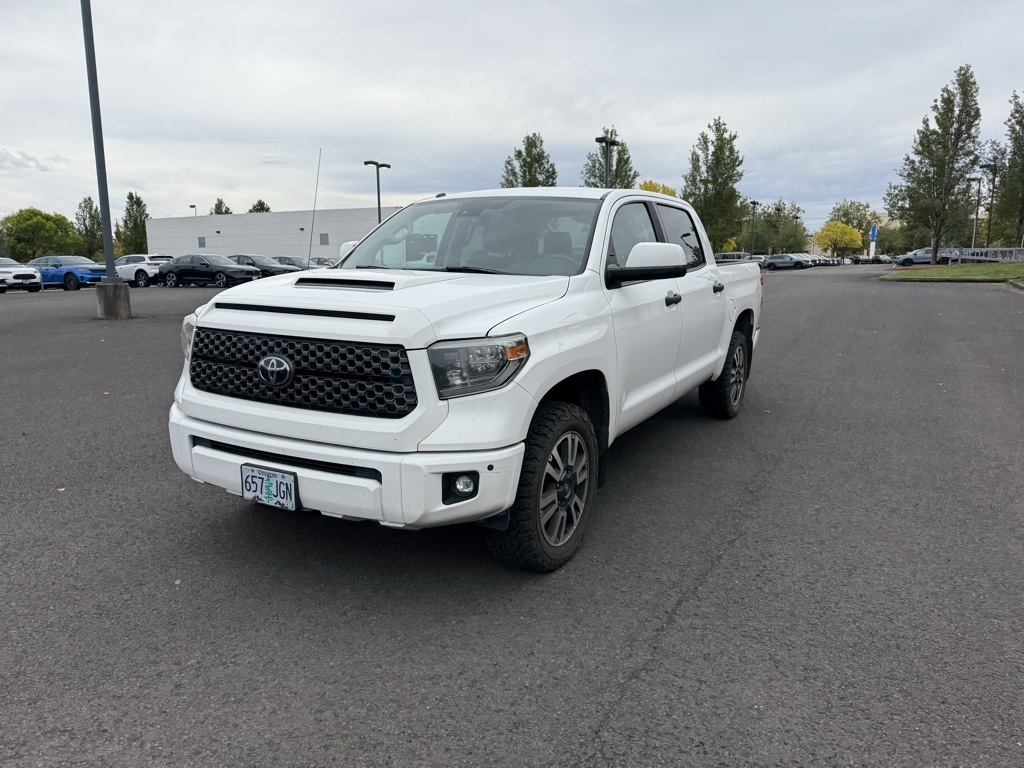 2018 Toyota Tundra SR5 photo 3