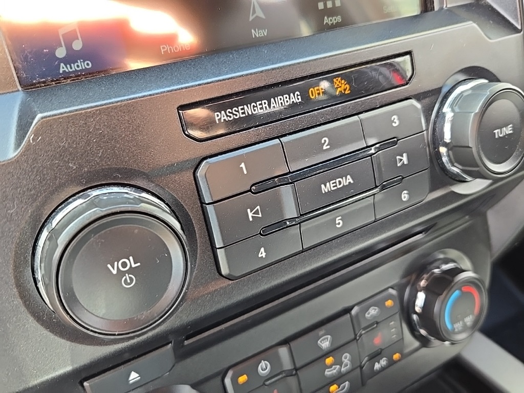 2018 Ford F-150 XLT photo 23