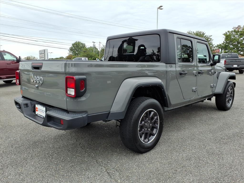 2023 Jeep Gladiator Overland photo 4