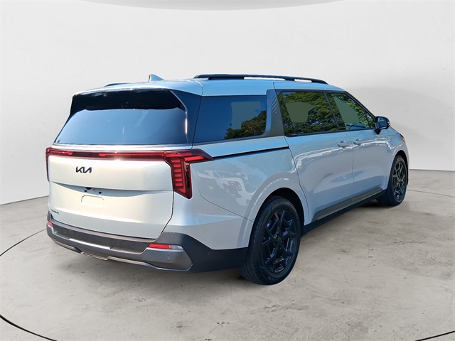 2025 Kia Carnival SX Prestige photo 4