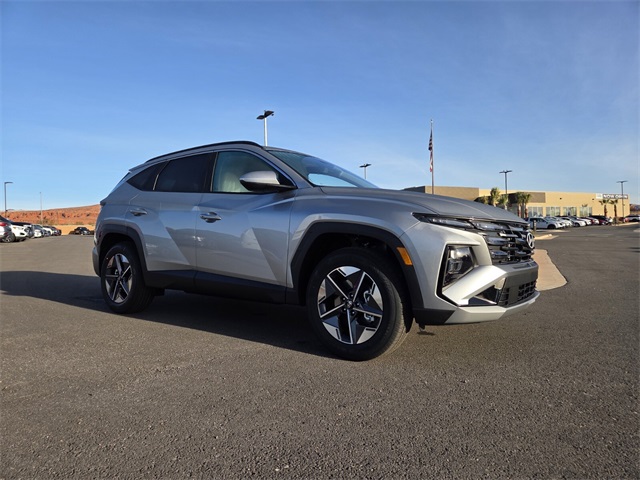 2026 Hyundai Tucson SEL photo 2