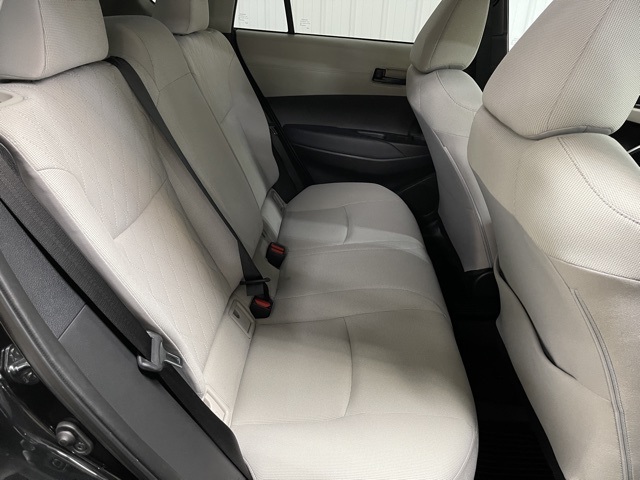 2022 Toyota Corolla Cross LE photo 18