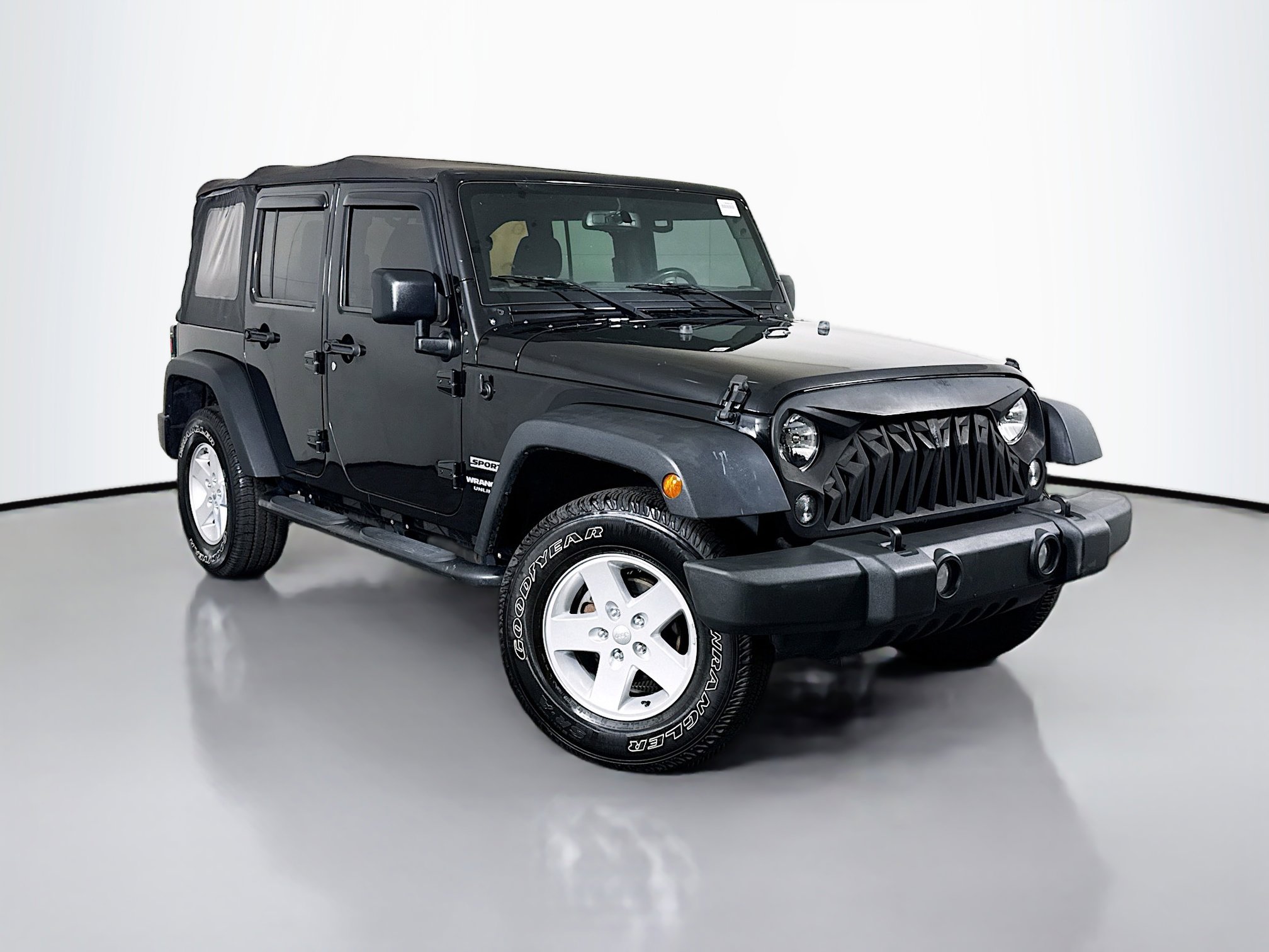 2017 Jeep Wrangler Unlimited Sport S's photo