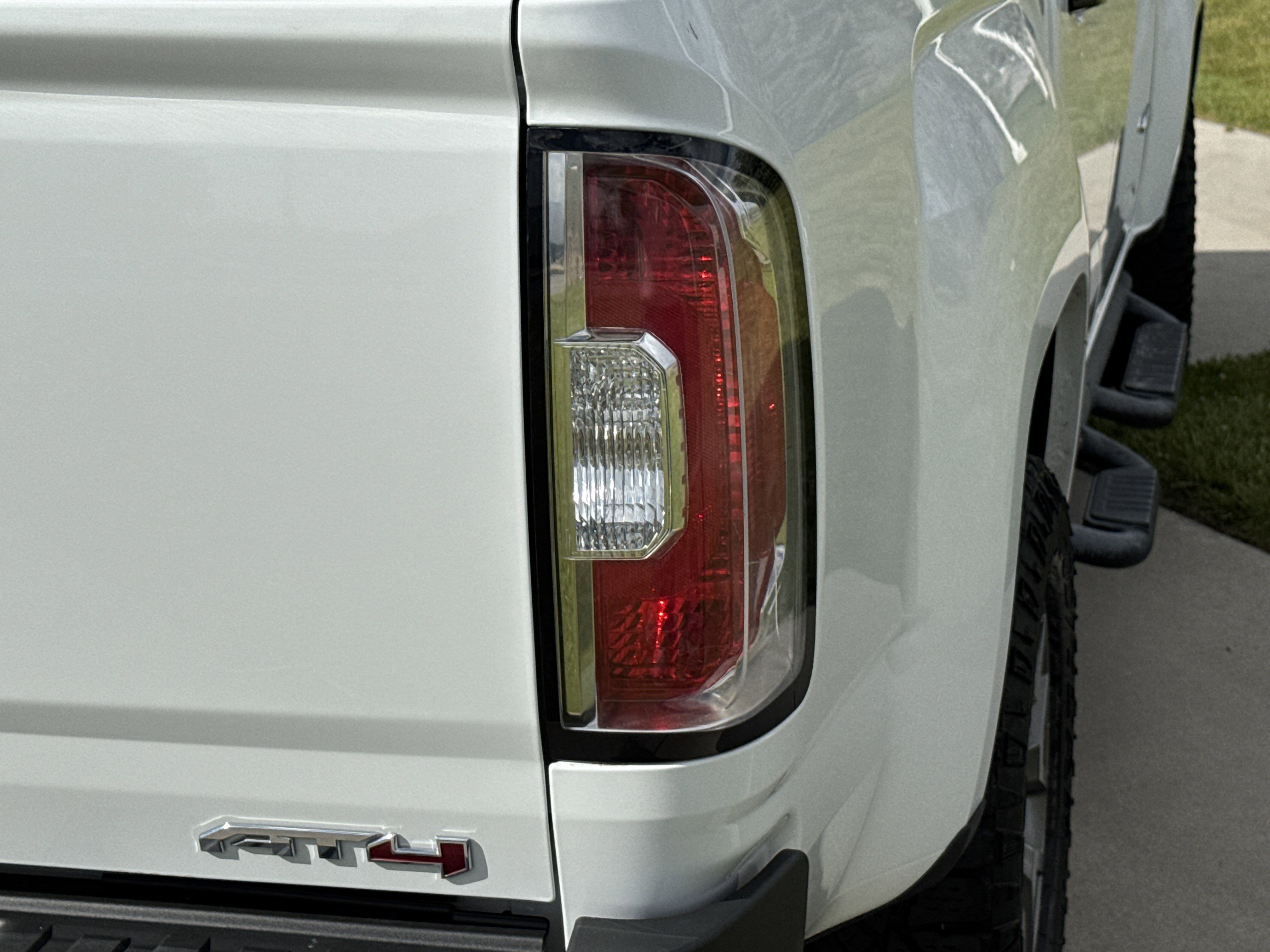 2021 Gmc Canyon AT4 photo 2