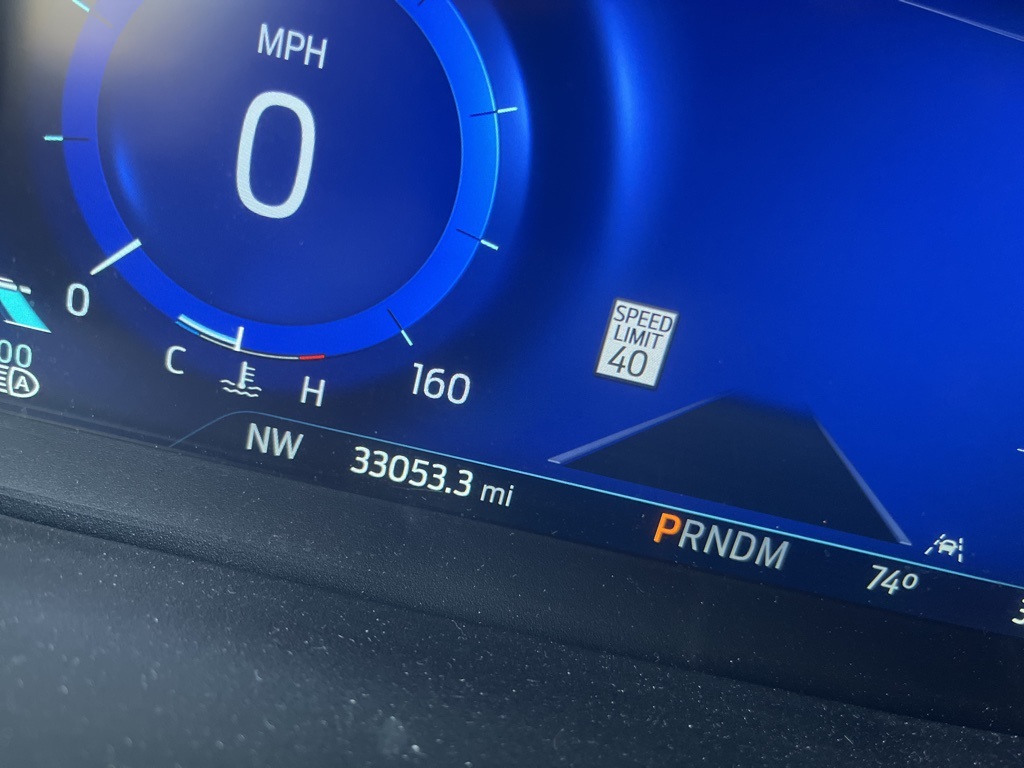 2022 Ford Explorer ST photo 4