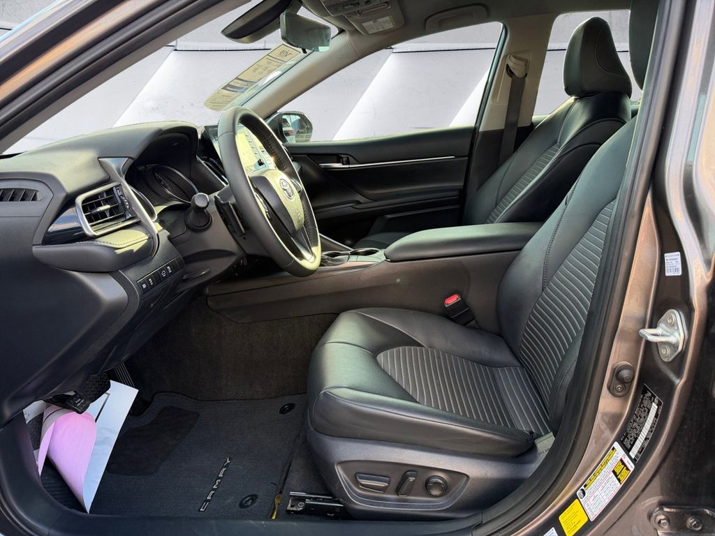 2024 Toyota Camry SE photo 7