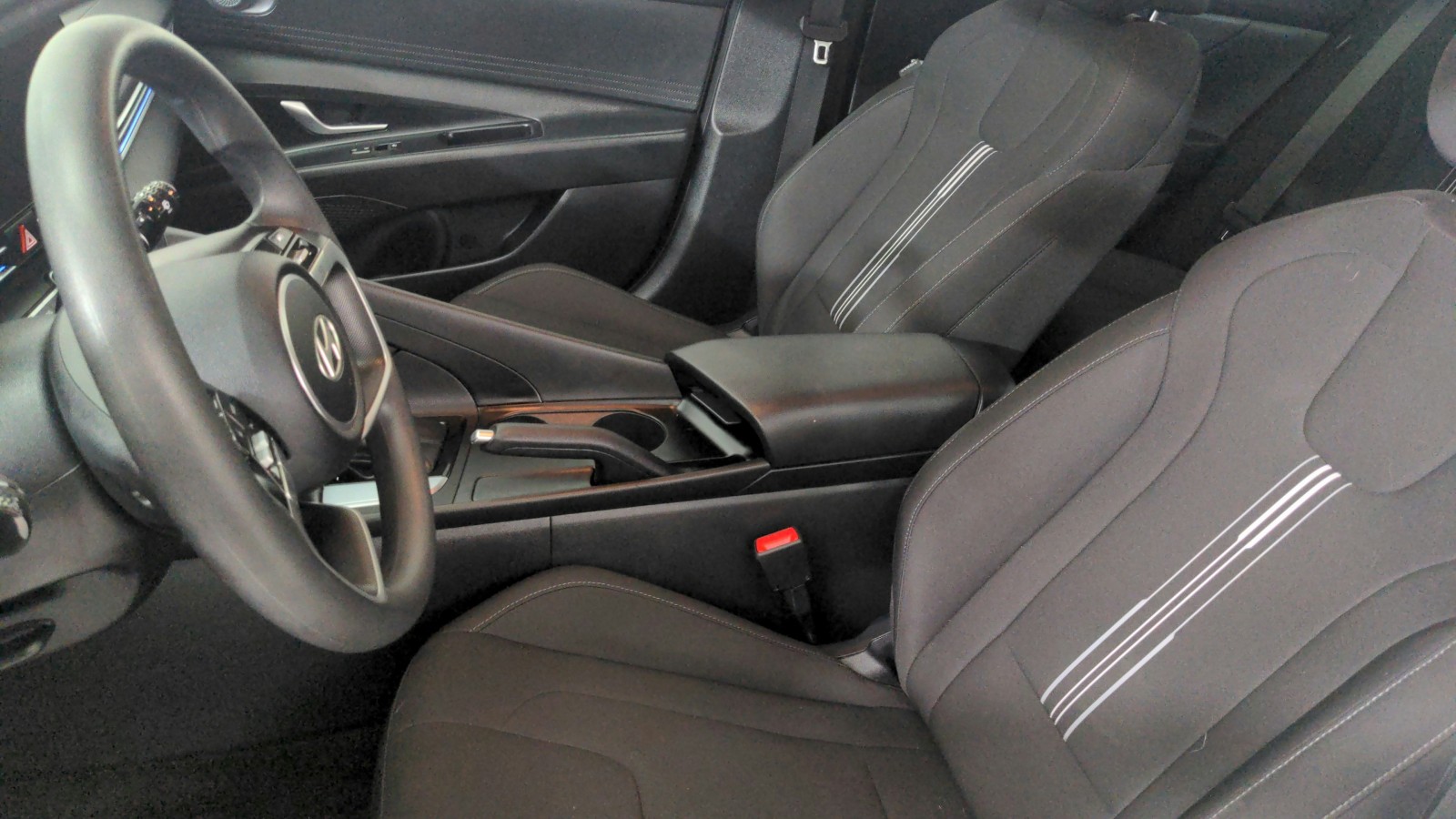 Used 2024 Serenity White Hyundai SEL image 15