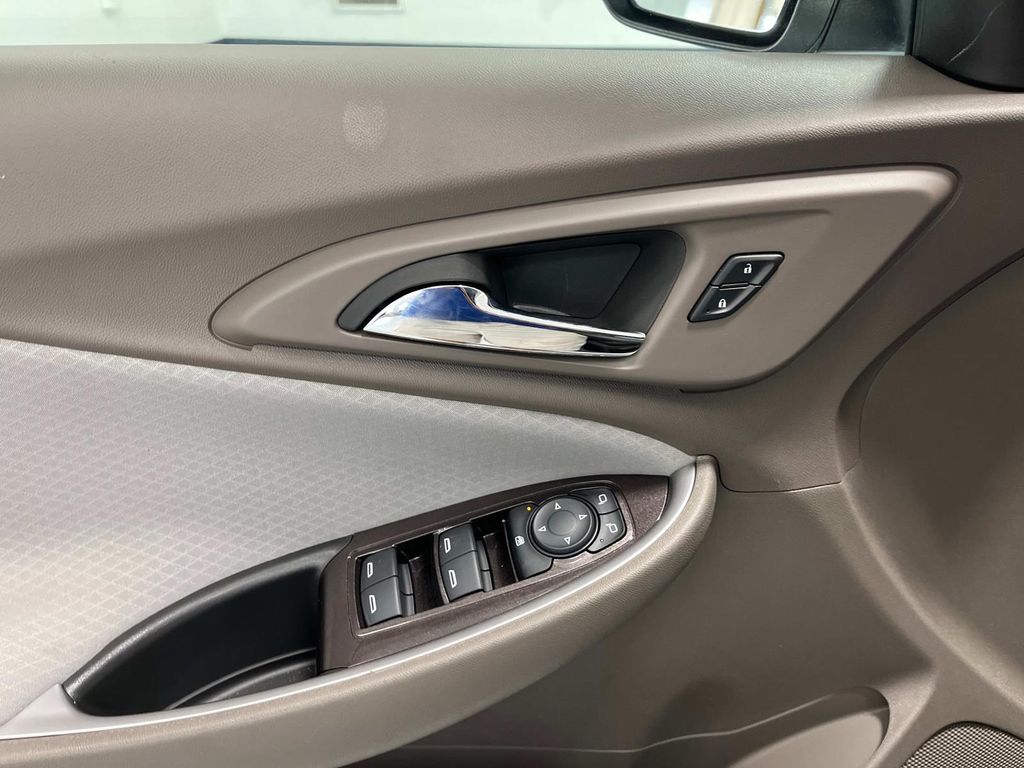2024 Chevrolet Malibu LS photo 12