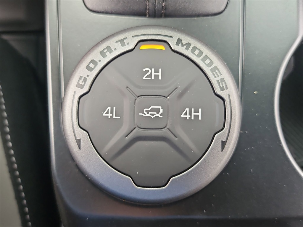 2025 Ford Bronco Outer Banks photo 52