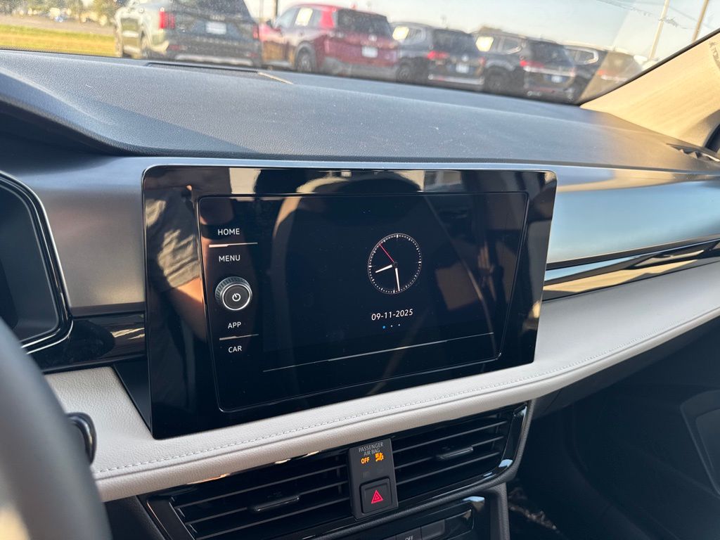 2025 Volkswagen Taos S photo 20