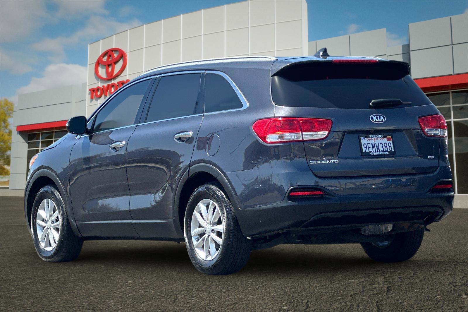 2018 Kia Sorento LX photo 5