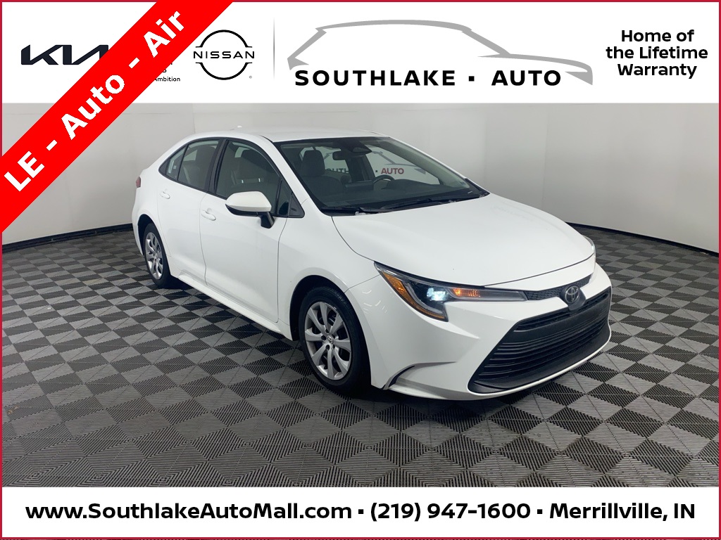 2023 Toyota Corolla LE's photo