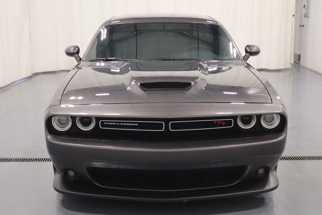 2022 Dodge Challenger R/T photo 3