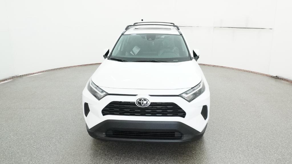 2025 Toyota RAV4 XLE photo 2