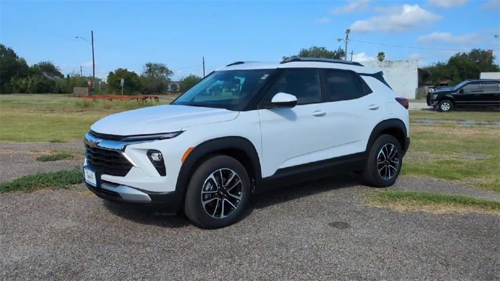 2026 Chevrolet Trailblazer LT photo 4
