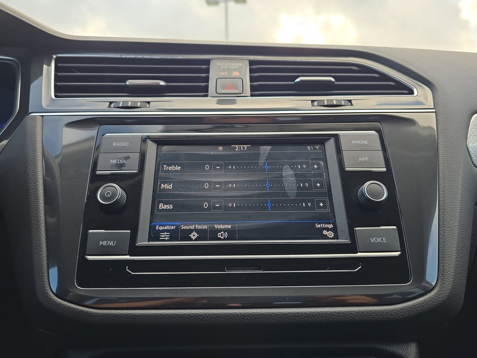 2022 Volkswagen Tiguan S photo 12
