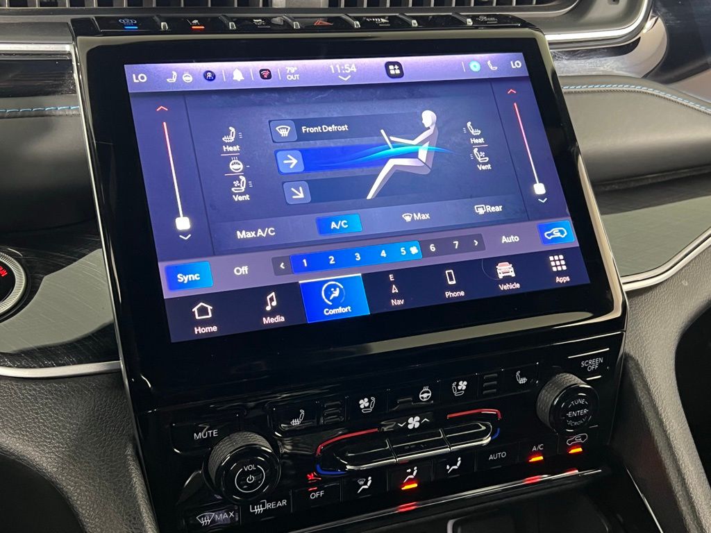 2022 Jeep Grand Cherokee Trailhawk 4xe photo 18