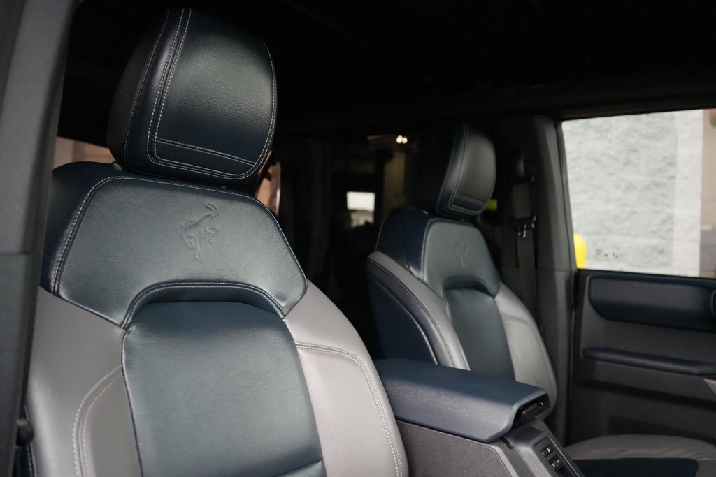 2021 Ford Bronco Outer Banks photo 16