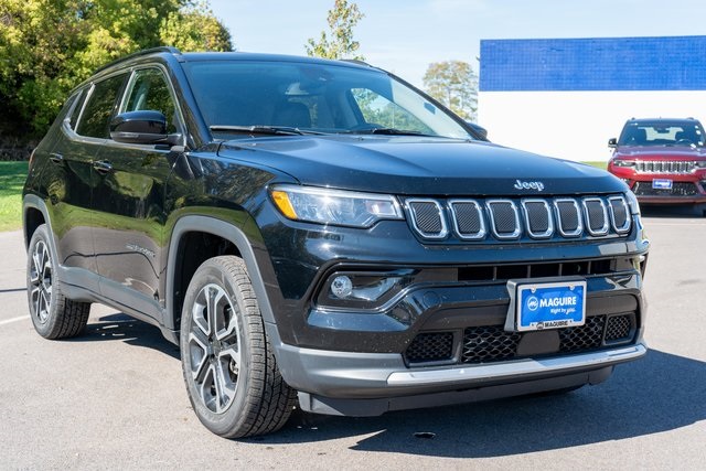 2022 Jeep Compass Limited photo 2