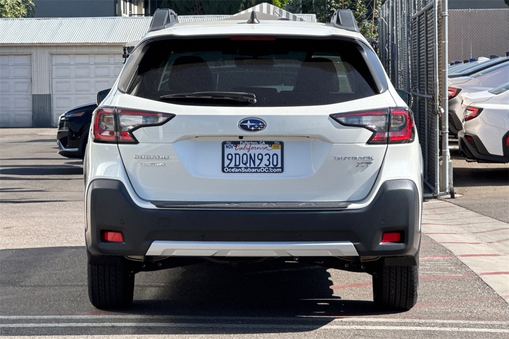 2023 Subaru Outback Limited XT photo 3