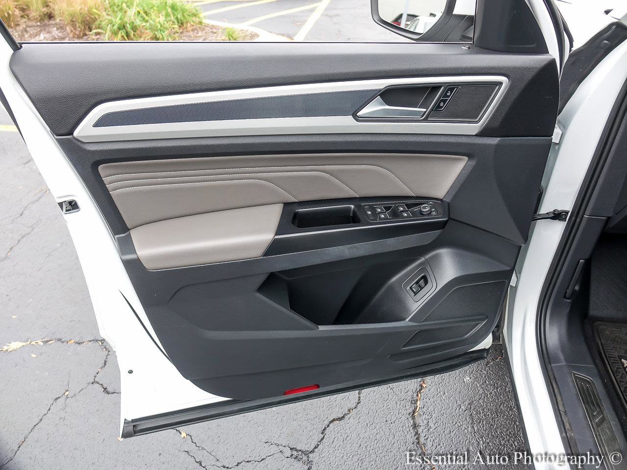 2021 VOLKSWAGEN ATLAS - Image 24