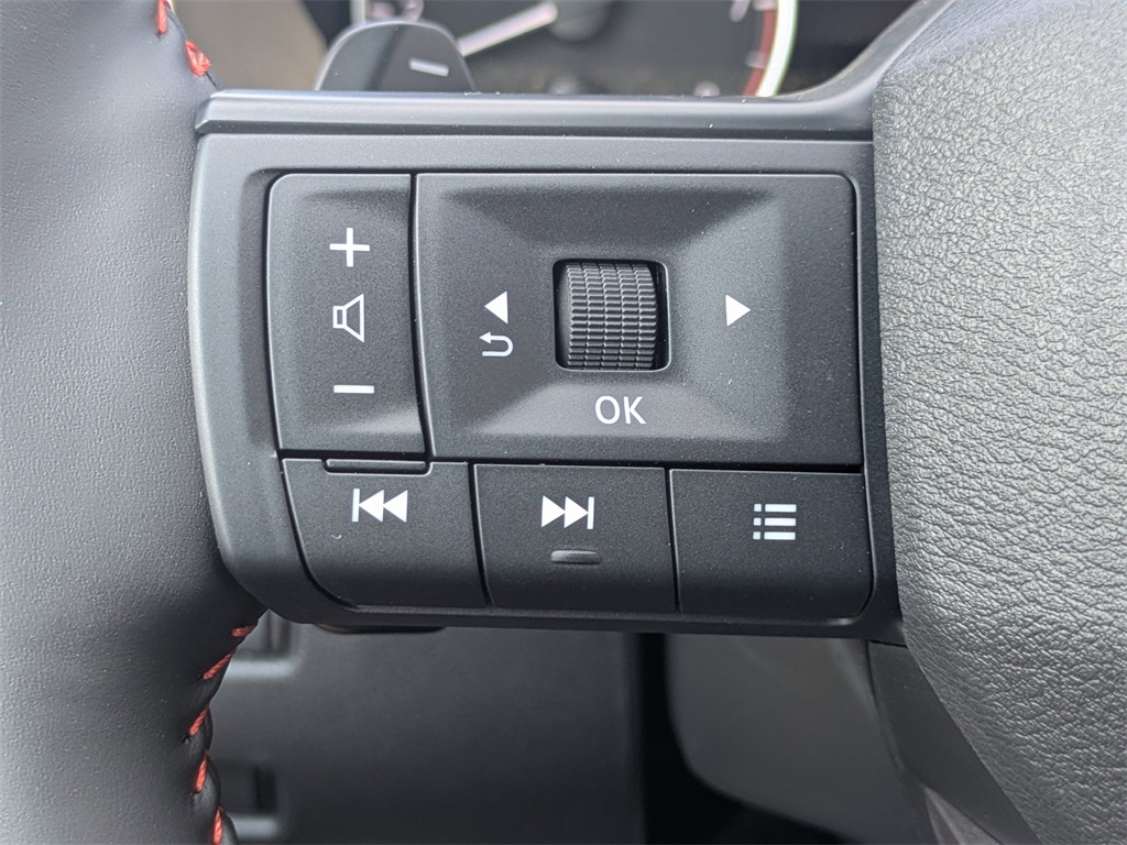 2026 Nissan Rogue SV photo 27