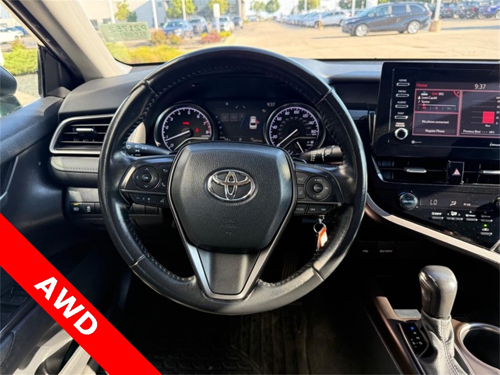 2021 Toyota Camry SE photo 7