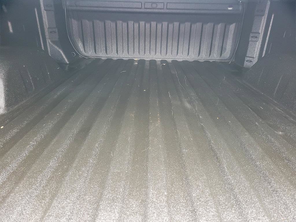 2023 GMC SIERRA - Image 25