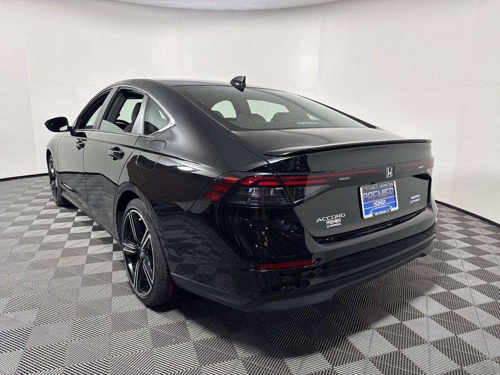 2025 Honda Accord Hybrid Sport photo 4