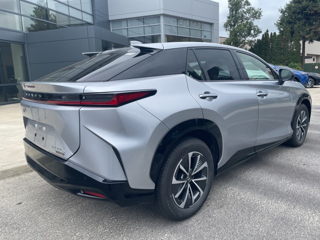 2024 Lexus RZ 450e Premium photo 4