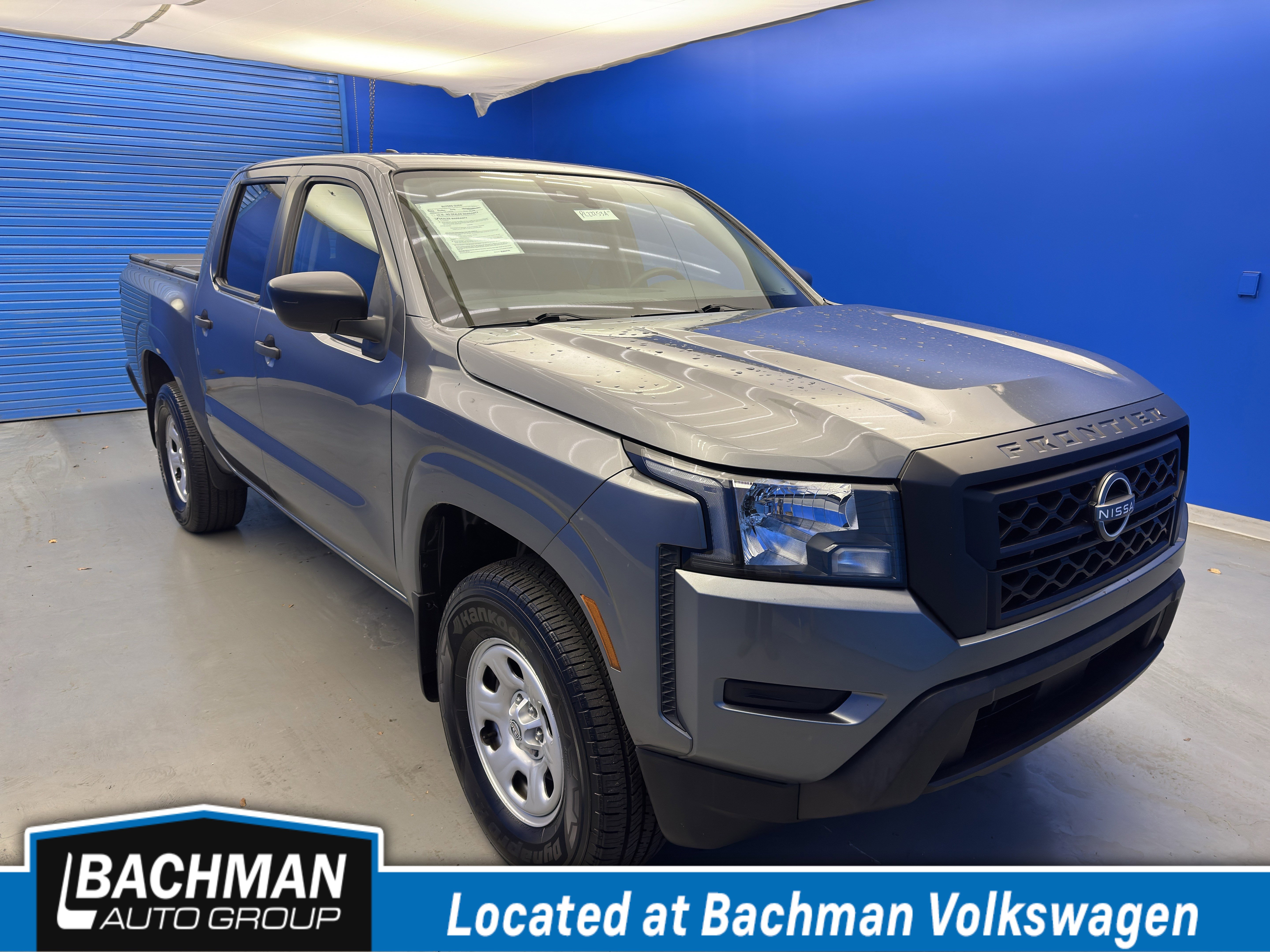 2022 Nissan Frontier S's photo