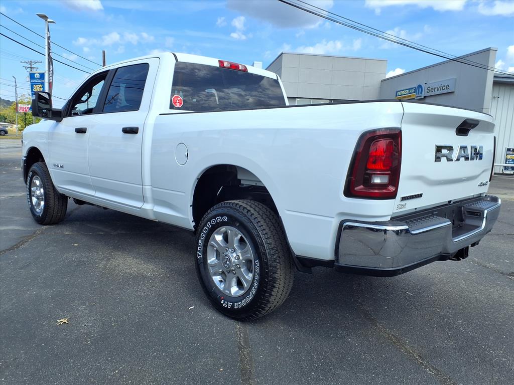 2025 Ram 2500 Big Horn photo 3