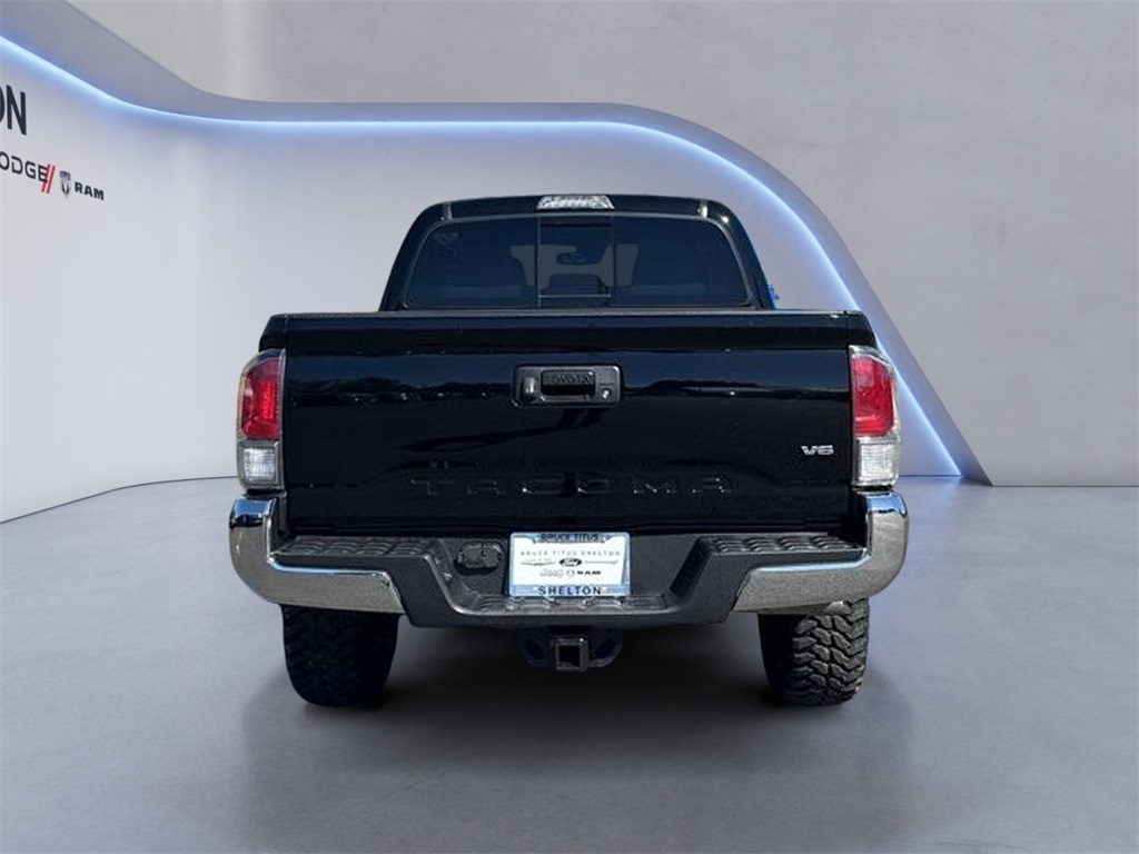 2023 Toyota Tacoma TRD Off-Road photo 4