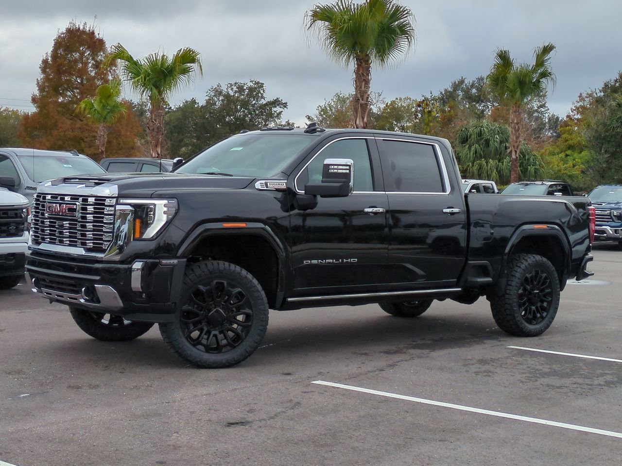 2025 GMC Sierra 2500HD Denali's photo