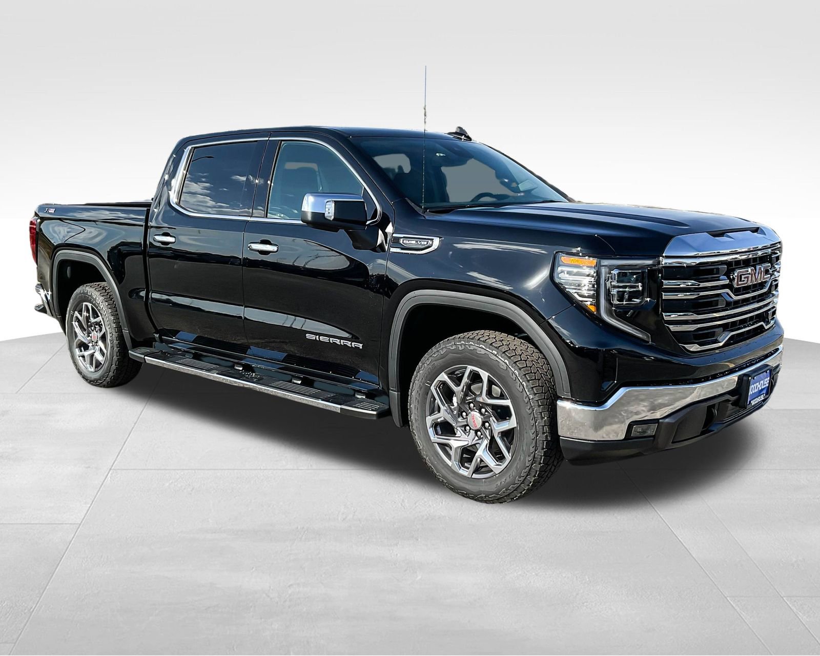 2025 Gmc Sierra 1500 SLT photo 3
