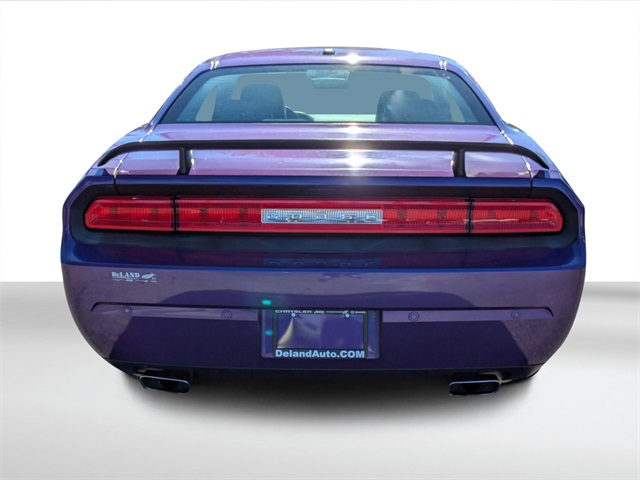 2013 Dodge Challenger SRT8 photo 4