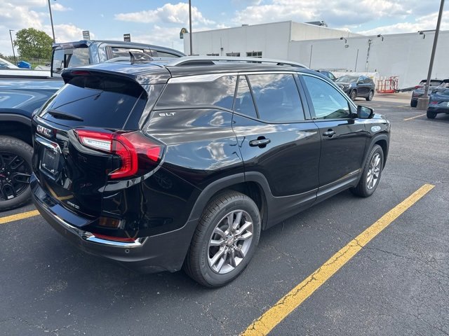 2024 Gmc Terrain SLT photo 5