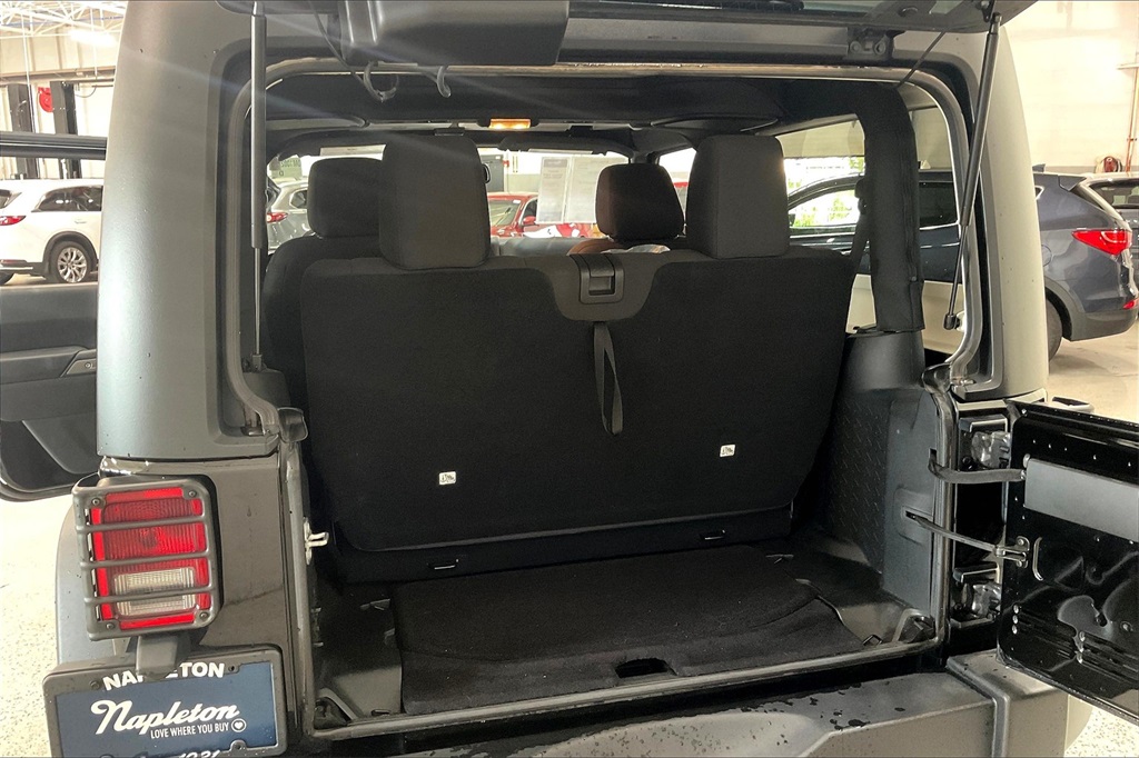 2018 Jeep Wrangler Sport photo 24