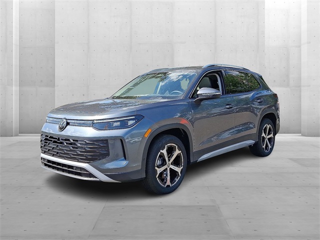 2025 Volkswagen Tiguan SE photo 2