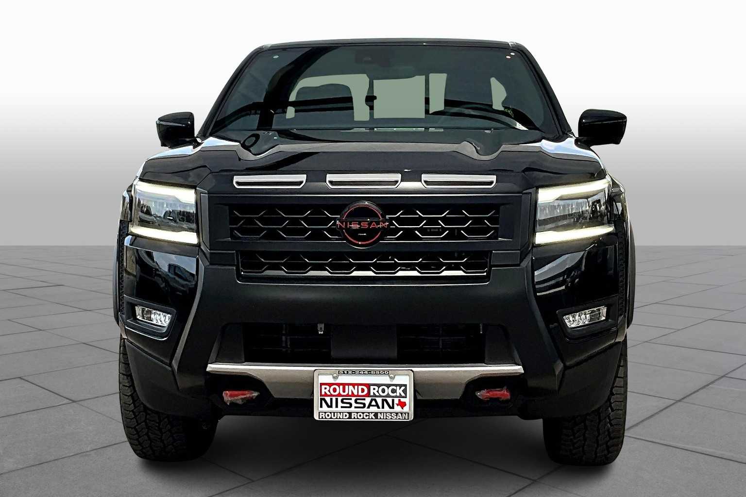 2026 Nissan Frontier PRO-X photo 3