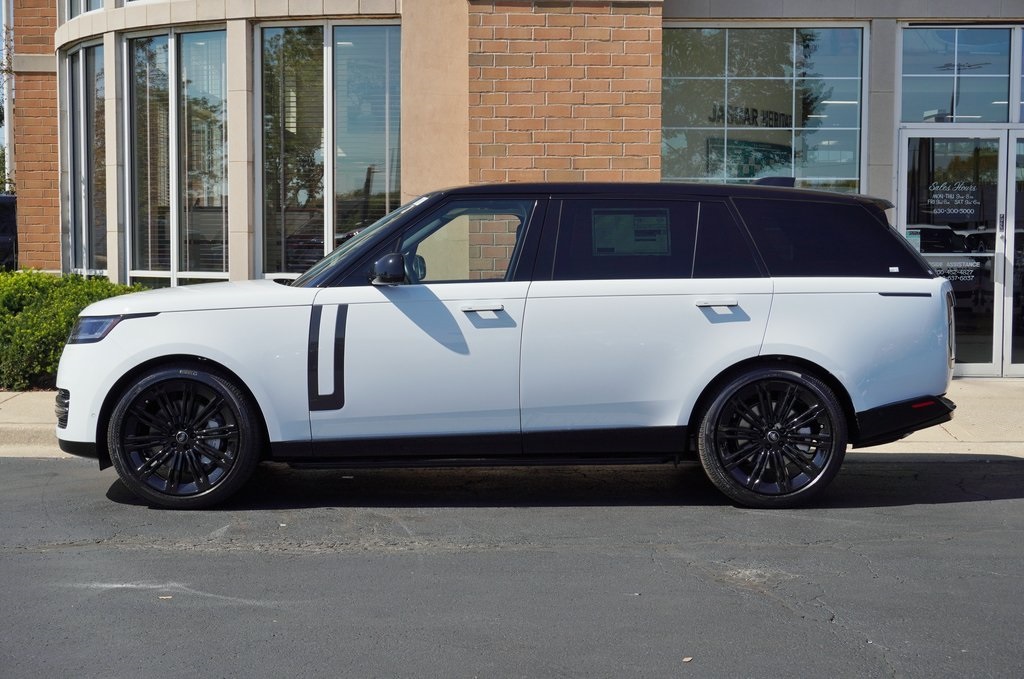 2025 LAND ROVER RANGE ROVER - Image 1