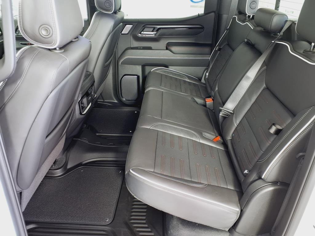 2025 Gmc Sierra 1500 AT4X photo 18