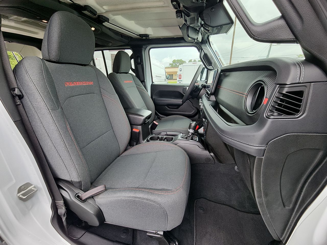 2024 Jeep Wrangler Rubicon photo 22