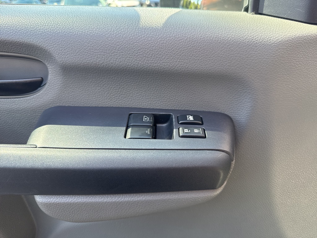2018 Nissan NV3500 photo 18