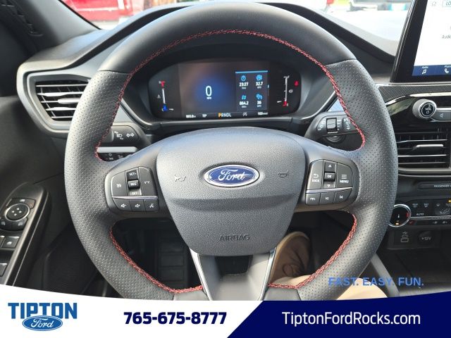 2025 Ford Escape ST-Line photo 3