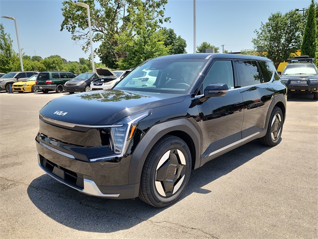 2026 Kia EV9 Light Long Range photo 5